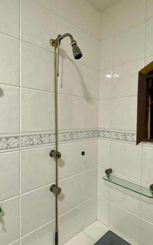 Casa à venda com 295m², 5 quartos e 4 vagas Casa à venda com 295m², 5 quartos e 4 vagasBanheiro 1 - Casa 1