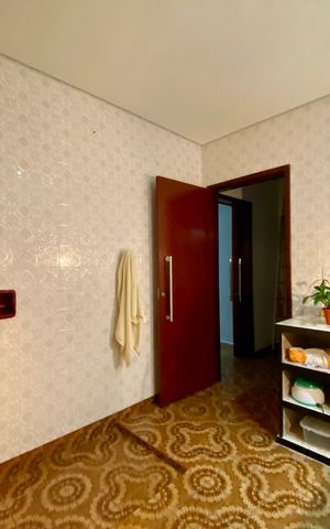 Casa à venda com 295m², 5 quartos e 4 vagas Casa à venda com 295m², 5 quartos e 4 vagasBanheiro 1 - casa 2