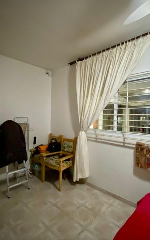 Casa à venda com 295m², 5 quartos e 4 vagas Casa à venda com 295m², 5 quartos e 4 vagasQuarto 1 - Casa 2