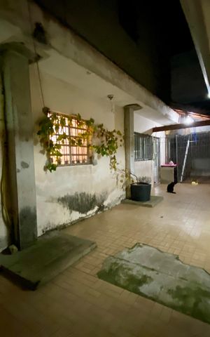 Casa à venda com 295m², 5 quartos e 4 vagas Casa à venda com 295m², 5 quartos e 4 vagasQuintal - casa 2