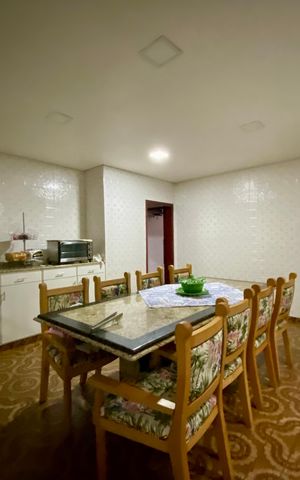 Casa à venda com 295m², 5 quartos e 4 vagas Casa à venda com 295m², 5 quartos e 4 vagasCozinha - Casa 2