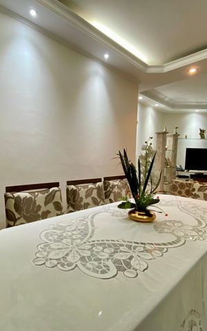 Casa à venda com 295m², 5 quartos e 4 vagas Casa à venda com 295m², 5 quartos e 4 vagasSala de Jantar - Casa 1
