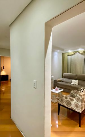 Casa à venda com 295m², 5 quartos e 4 vagas Casa à venda com 295m², 5 quartos e 4 vagasSala de Jantar - Casa 1