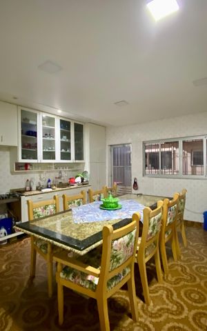 Casa à venda com 295m², 5 quartos e 4 vagas Casa à venda com 295m², 5 quartos e 4 vagasCozinha - Casa 2