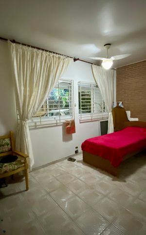 Casa à venda com 295m², 5 quartos e 4 vagas Casa à venda com 295m², 5 quartos e 4 vagasQuarto 1 - Casa 2