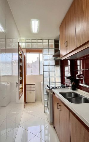 Apartamento à venda com 94m², 2 quartos e 1 vaga Apartamento à venda com 94m², 2 quartos e 1 vagaCozinha
