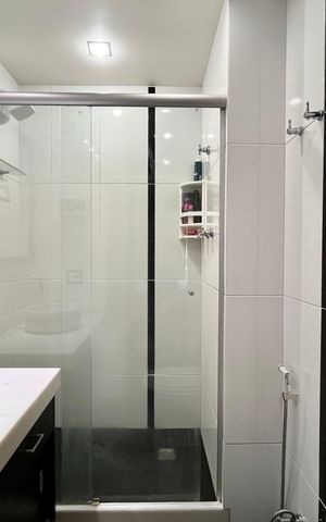 Apartamento à venda com 94m², 2 quartos e 1 vaga Apartamento à venda com 94m², 2 quartos e 1 vagaBanheiro da Suíte