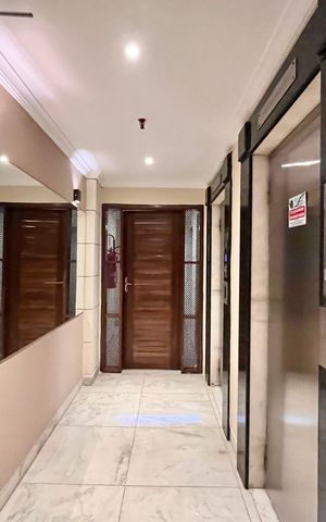 Apartamento à venda com 94m², 2 quartos e 1 vaga Apartamento à venda com 94m², 2 quartos e 1 vagaPortaria