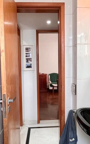 Apartamento à venda com 94m², 2 quartos e 1 vaga Apartamento à venda com 94m², 2 quartos e 1 vagaBanheiro social