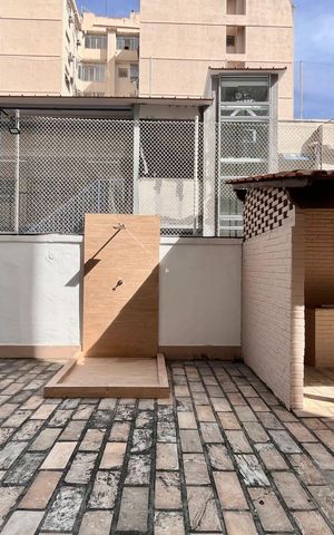 Apartamento à venda com 94m², 2 quartos e 1 vaga Apartamento à venda com 94m², 2 quartos e 1 vagaÁrea comum - Churrasqueira