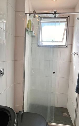 Apartamento à venda com 94m², 2 quartos e 1 vaga Apartamento à venda com 94m², 2 quartos e 1 vagaBanheiro social