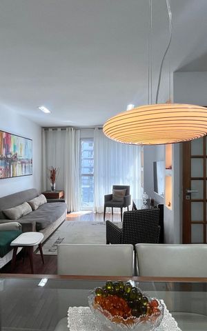 Apartamento à venda com 94m², 2 quartos e 1 vaga Apartamento à venda com 94m², 2 quartos e 1 vagaSala