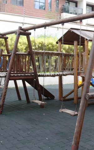 Apartamento à venda com 79m², 2 quartos e 2 vagasÁrea comum - Playground