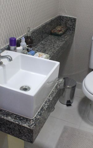 Apartamento à venda com 79m², 2 quartos e 2 vagasLavabo
