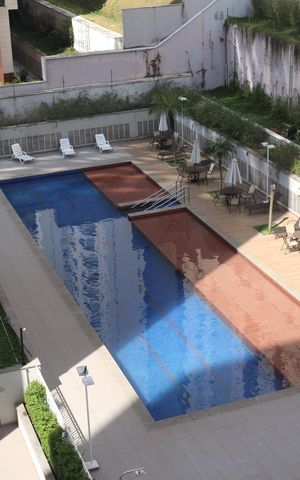 Apartamento à venda com 79m², 2 quartos e 2 vagasÁrea comum - Piscina