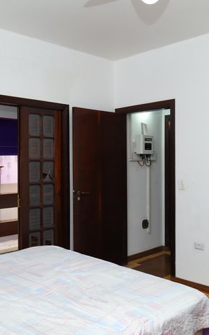 Casa à venda com 208m², 2 quartos e 5 vagasSuíte 1 