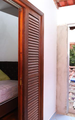 Casa à venda com 208m², 2 quartos e 5 vagasSacada - Suíte 1