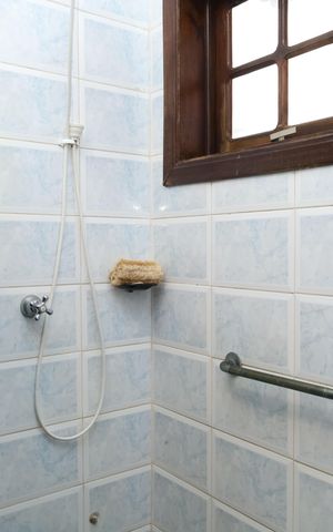 Casa à venda com 208m², 2 quartos e 5 vagasBanheiro 2 - Suíte 2