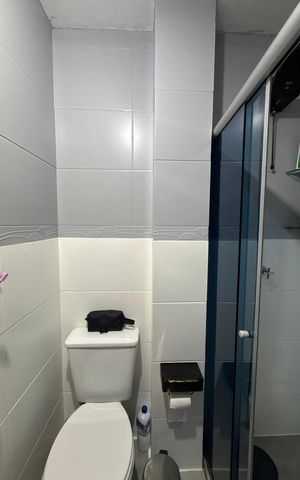 Apartamento à venda com 48m², 2 quartos e sem vaga Apartamento à venda com 48m², 2 quartos e sem vagaBanheiro