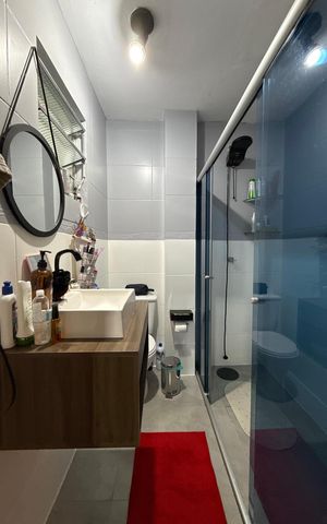 Apartamento à venda com 48m², 2 quartos e sem vaga Apartamento à venda com 48m², 2 quartos e sem vagaBanheiro
