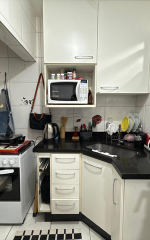 Apartamento à venda com 48m², 2 quartos e sem vaga Apartamento à venda com 48m², 2 quartos e sem vagaCozinha