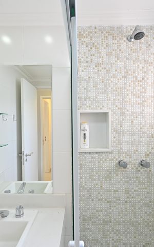Apartamento para alugar com 76m², 2 quartos e 2 vagasBanheiro da Suíte