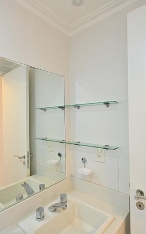 Apartamento para alugar com 76m², 2 quartos e 2 vagasBanheiro Social