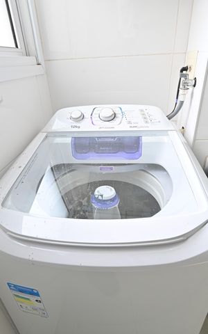 Apartamento para alugar com 76m², 2 quartos e 2 vagasÁrea de serviço