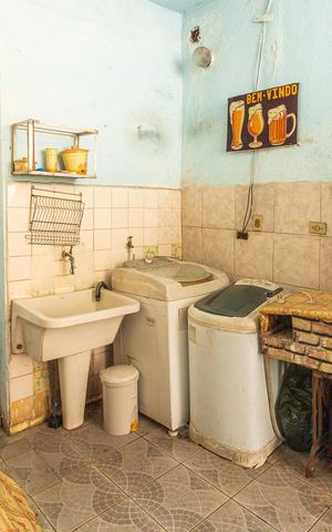 Casa à venda com 231m², 3 quartos e 3 vagas Casa à venda com 231m², 3 quartos e 3 vagasÁrea de Serviço
