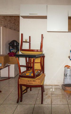 Casa à venda com 231m², 3 quartos e 3 vagas Casa à venda com 231m², 3 quartos e 3 vagasEdícula