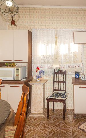 Casa à venda com 231m², 3 quartos e 3 vagas Casa à venda com 231m², 3 quartos e 3 vagasCozinha