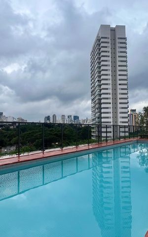 Studio à venda com 28m², 1 quarto e sem vaga Studio à venda com 28m², 1 quarto e sem vagaPiscina
