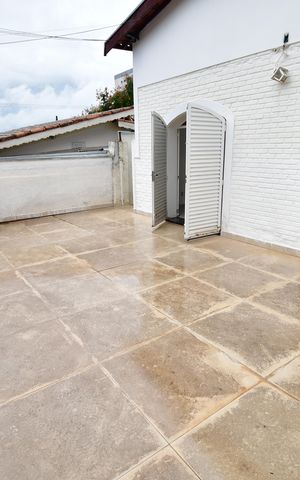 Casa à venda com 162m², 3 quartos e 2 vagasQuintal
