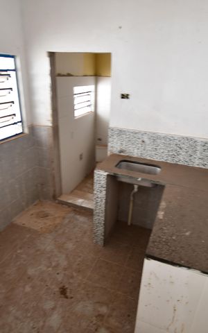 Casa à venda com 162m², 3 quartos e 2 vagasCozinha Fundos