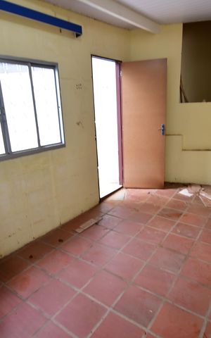 Casa à venda com 162m², 3 quartos e 2 vagasQuarto Fundos