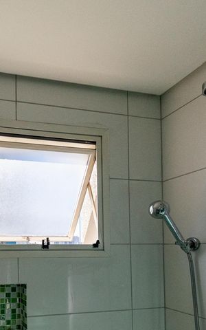 Apartamento à venda com 209m², 3 quartos e 3 vagas Apartamento à venda com 209m², 3 quartos e 3 vagasBanheiro da Suíte
