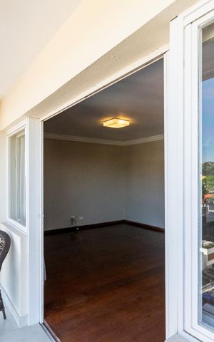 Apartamento à venda com 209m², 3 quartos e 3 vagas Apartamento à venda com 209m², 3 quartos e 3 vagasVaranda da Sala