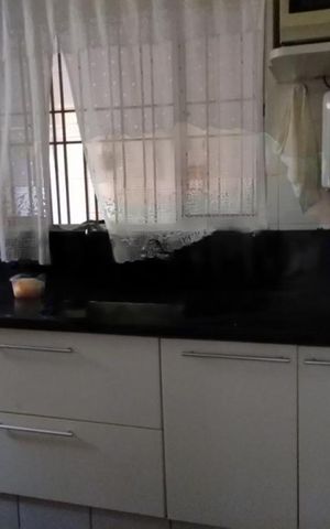 Casa à venda com 150m², 4 quartos e 2 vagas
