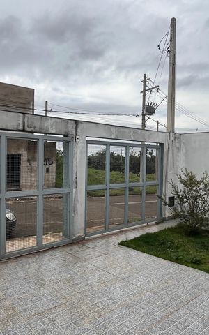 Casa à venda com 141m², 3 quartos e 1 vaga