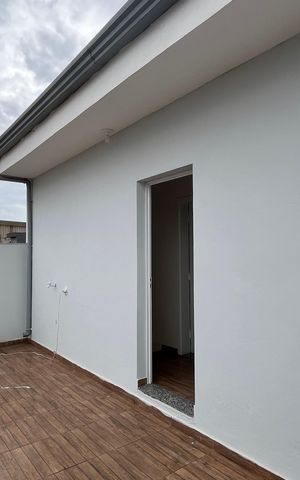 Casa à venda com 141m², 3 quartos e 1 vaga