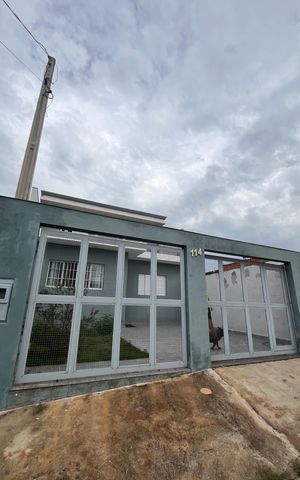 Casa à venda com 141m², 3 quartos e 1 vaga