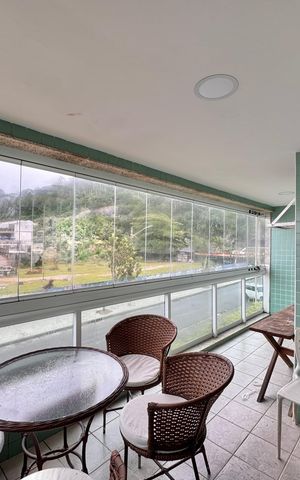 Apartamento à venda com 86m², 2 quartos e 2 vagas Apartamento à venda com 86m², 2 quartos e 2 vagasVaranda