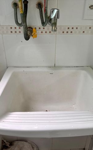 Apartamento à venda com 86m², 2 quartos e 2 vagas Apartamento à venda com 86m², 2 quartos e 2 vagasCozinha e Área de Serviço