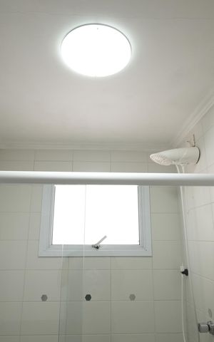 Apartamento à venda com 84m², 3 quartos e 2 vagasBanheiro da Suíte