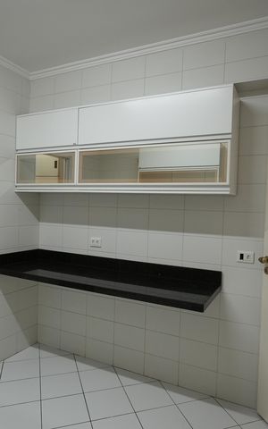 Apartamento à venda com 84m², 3 quartos e 2 vagasCozinha