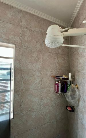 Casa à venda com 217m², 4 quartos e 5 vagasBanheiro da Suíte