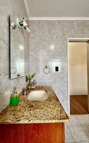 Casa à venda com 217m², 4 quartos e 5 vagasBanheiro da Suíte