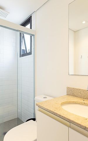 Studio para alugar com 30m², 1 quarto e 1 vaga Studio para alugar com 30m², 1 quarto e 1 vagaBanheiro