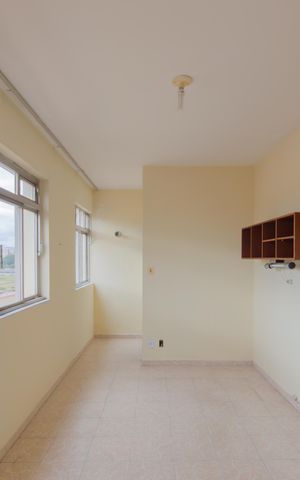 Apartamento à venda com 116m², 1 quarto e 2 vagas Apartamento à venda com 116m², 1 quarto e 2 vagasQuarto de Serviço