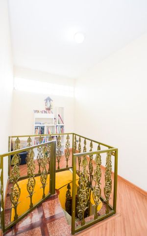 Casa à venda com 194m², 3 quartos e 2 vagasCorredor dos dormitórios